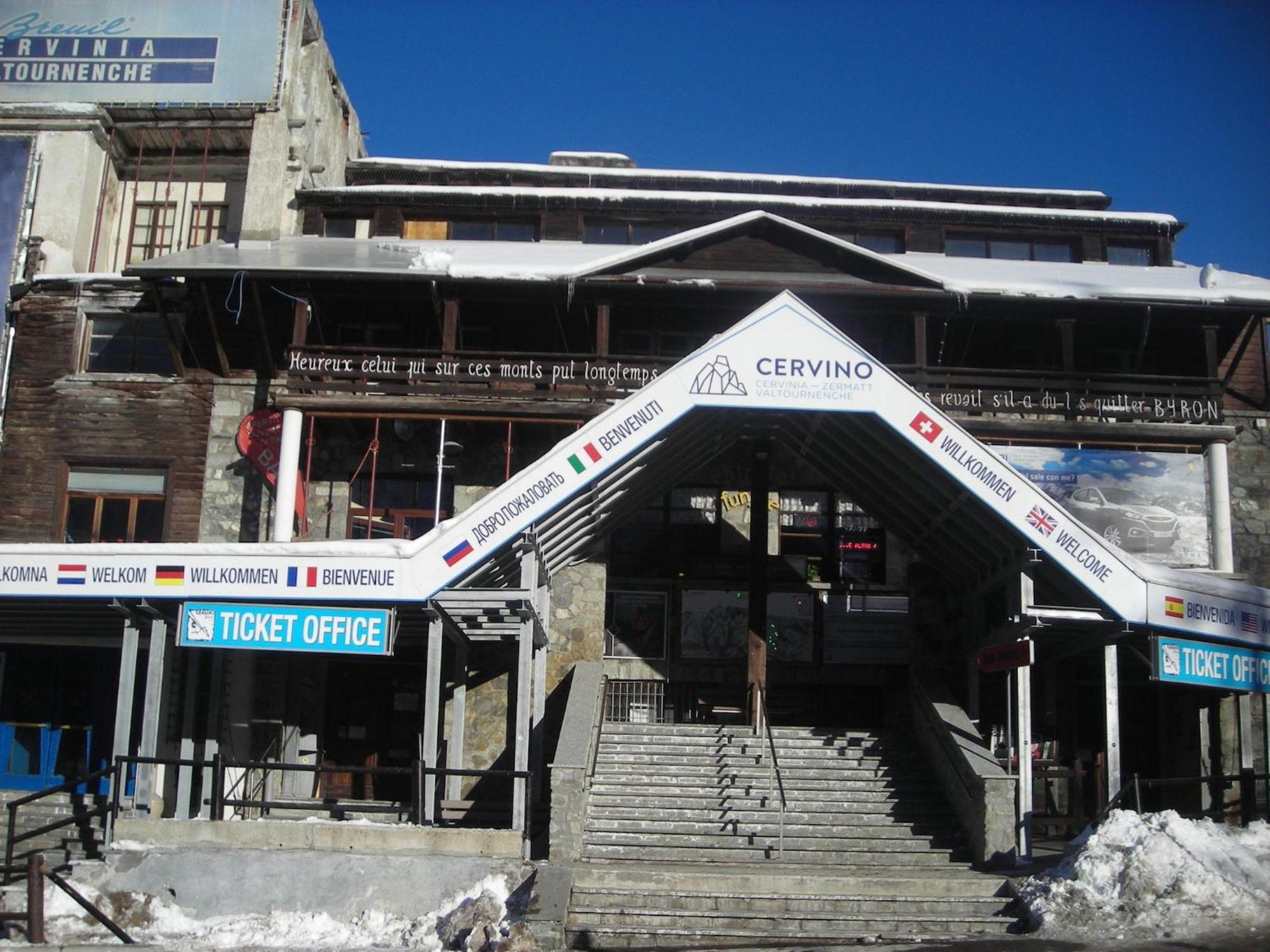 Contemporary Apartment In Breuil Cervinia Near Ski Area المظهر الخارجي الصورة