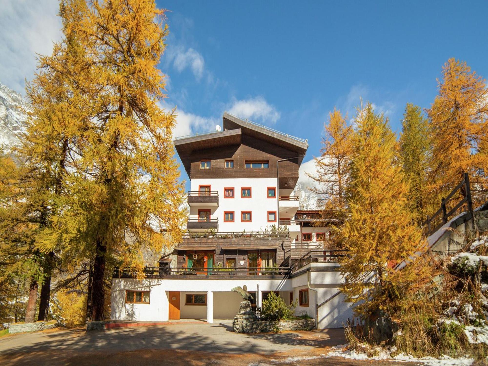 Contemporary Apartment In Breuil Cervinia Near Ski Area المظهر الخارجي الصورة