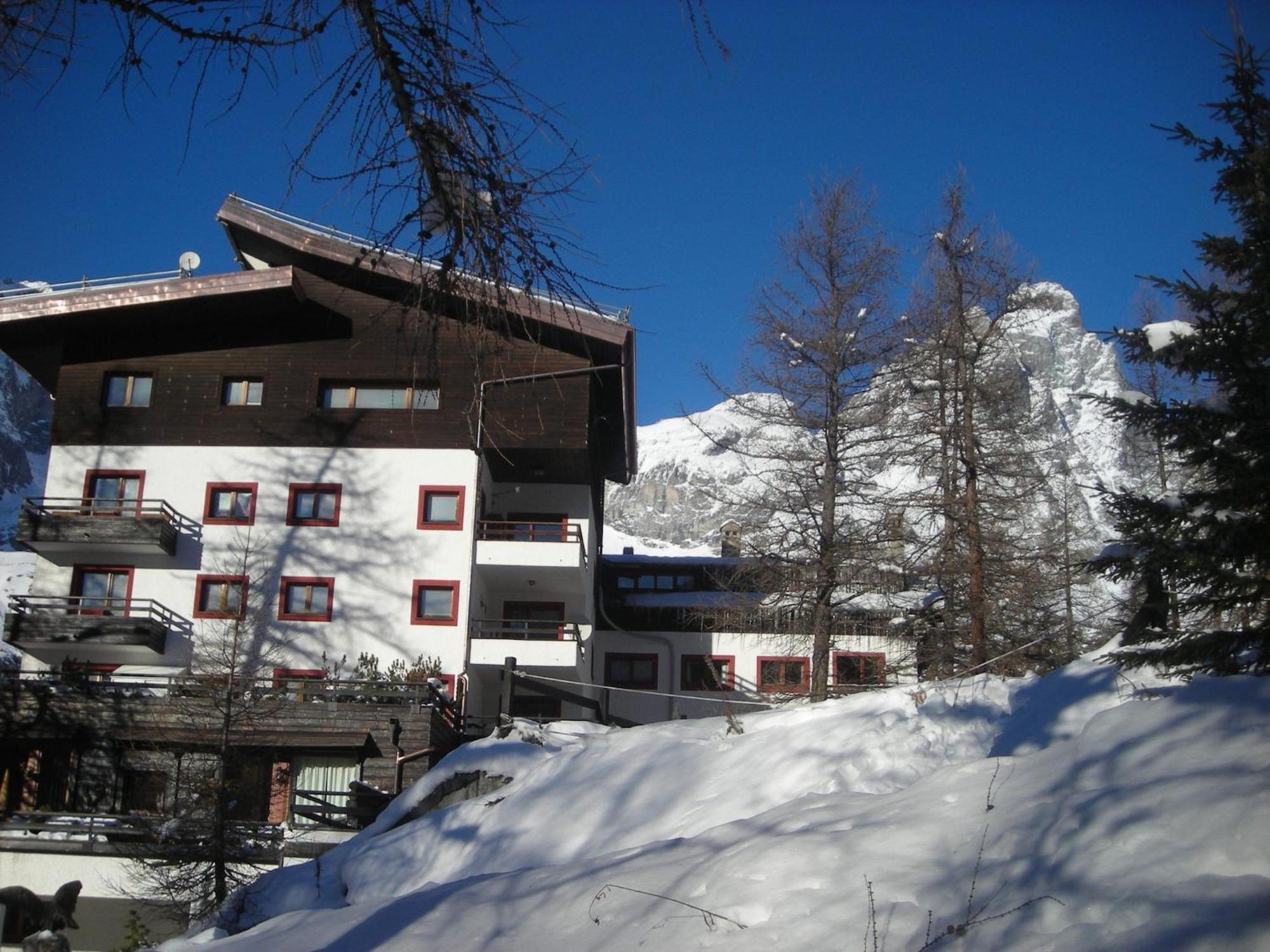 Contemporary Apartment In Breuil Cervinia Near Ski Area المظهر الخارجي الصورة