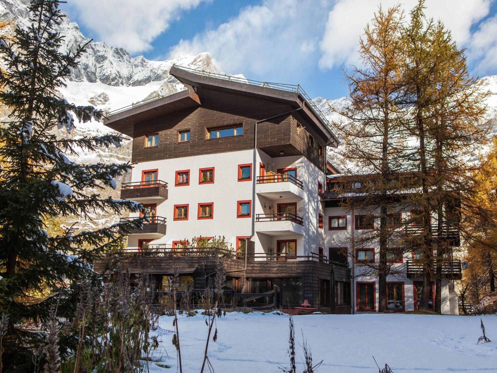 Contemporary Apartment In Breuil Cervinia Near Ski Area المظهر الخارجي الصورة
